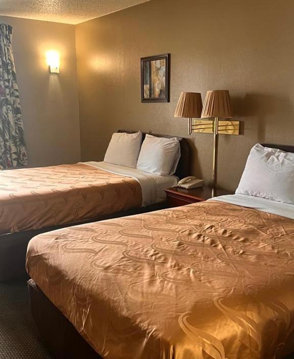 Red Carpet Inn Oxford Bagian luar foto