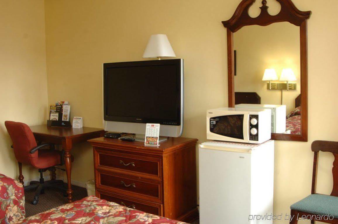Red Carpet Inn Oxford Bagian luar foto